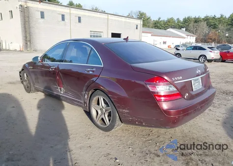 2008 Mercedes-Benz S 550 4Matic z USA, uszkodzony, nr VIN WDDNG86X68A208996